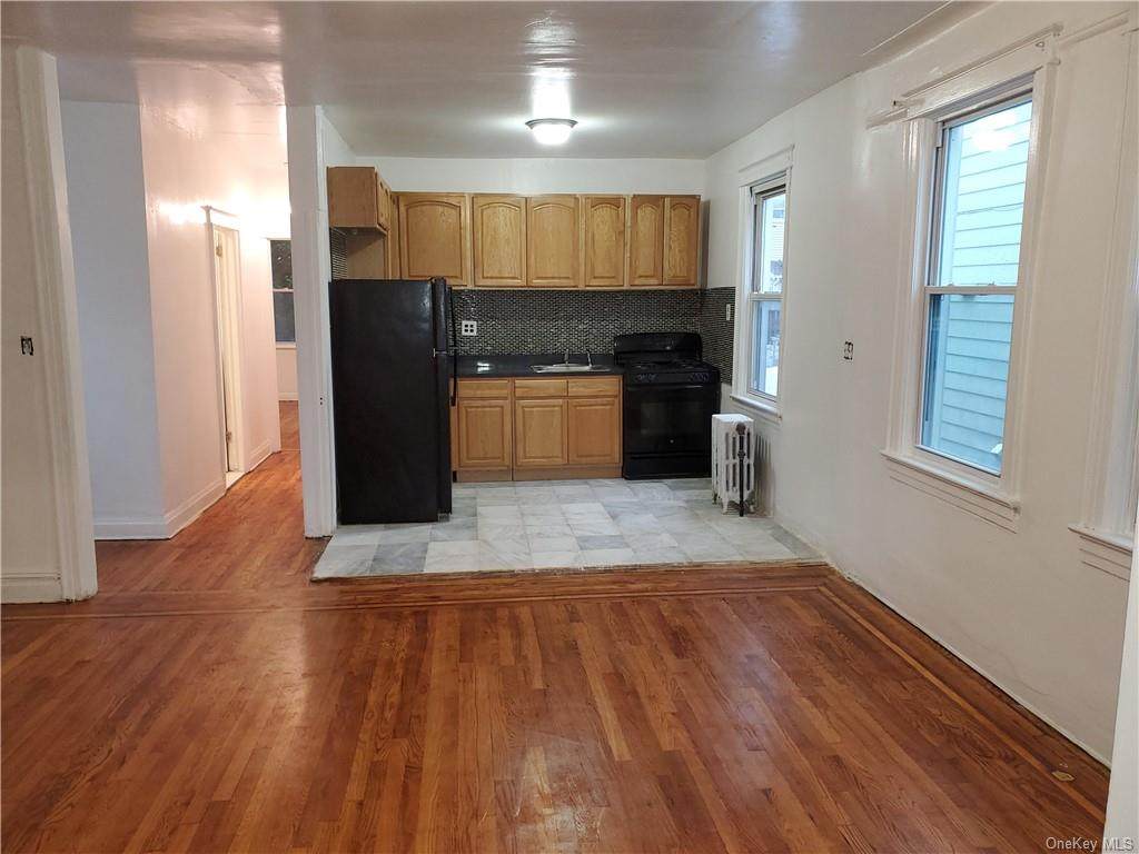2892 Dudley Avenue - Photo 1