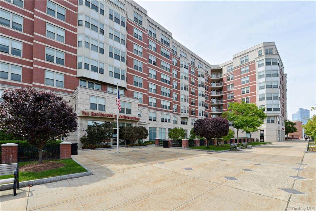 300 Mamaroneck Avenue - Photo 1
