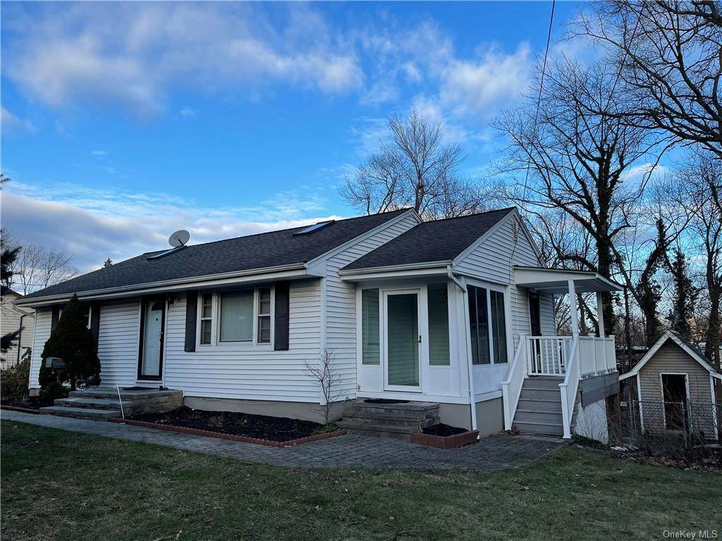 8 Jerrys Avenue - Photo 1
