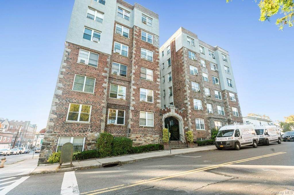 305 Sixth Avenue - Photo 1