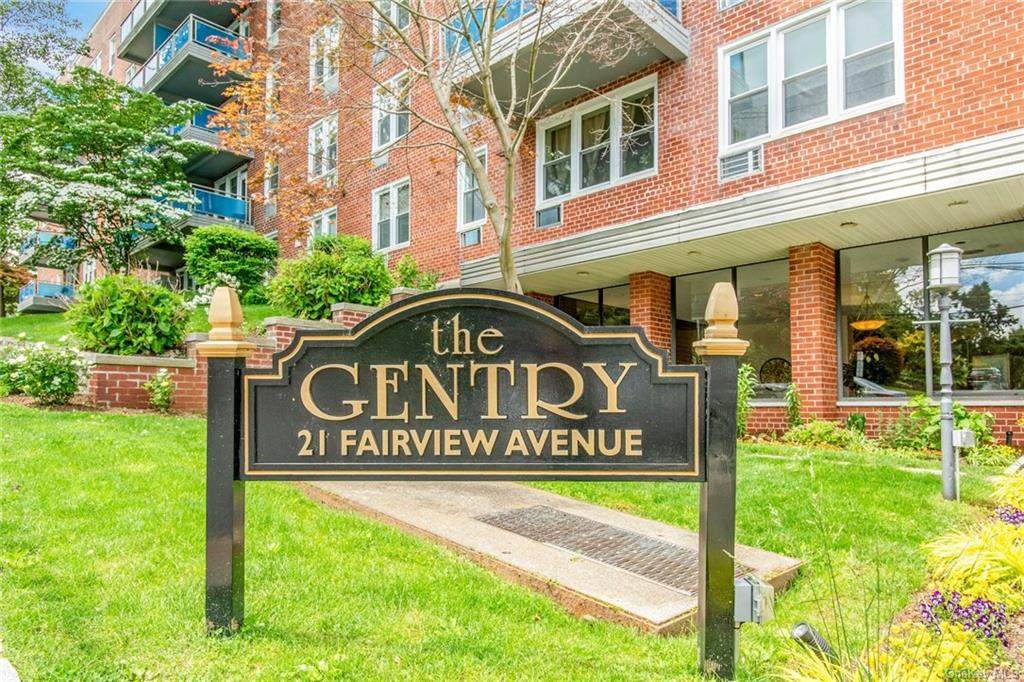 21 Fairview Avenue - Photo 1