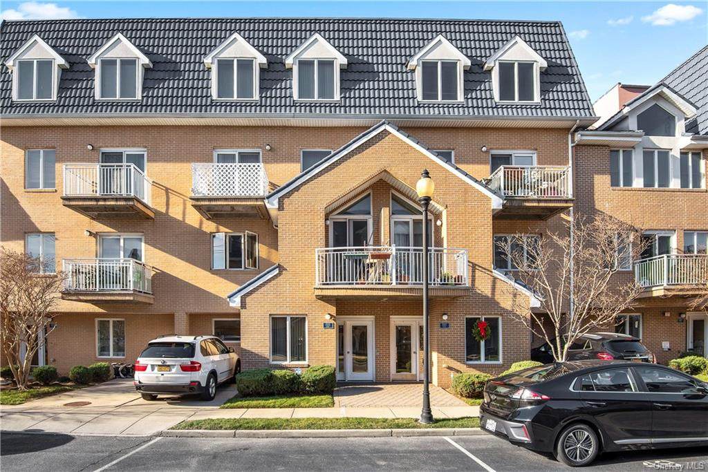 1505 Royce Street - Photo 1