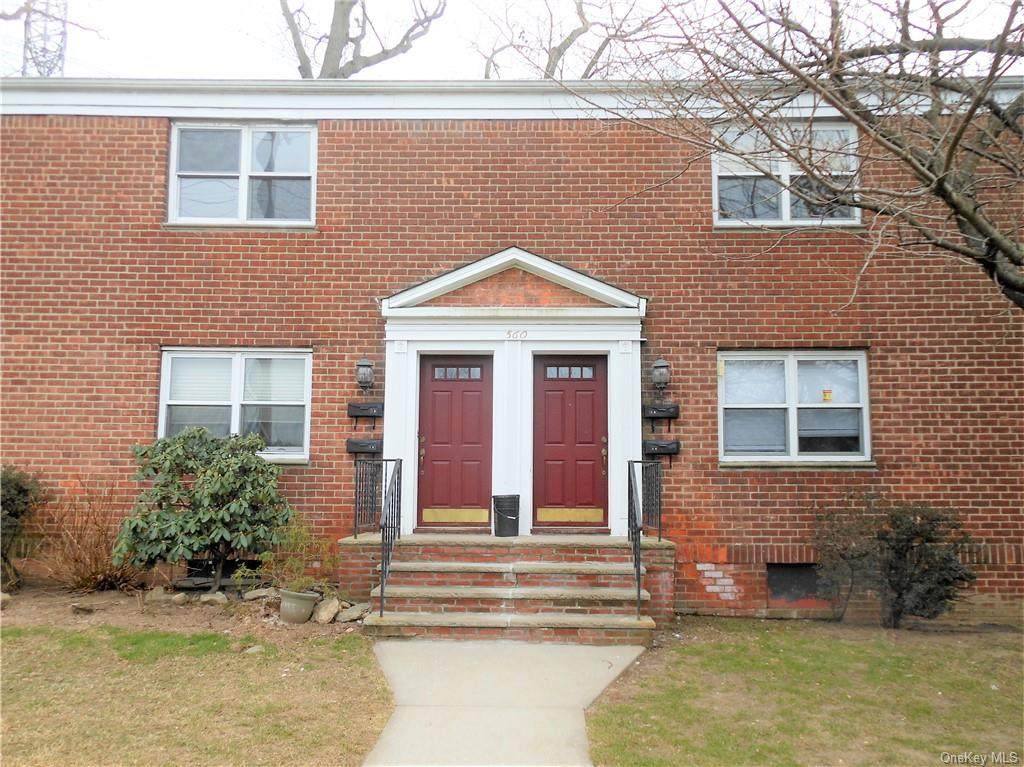 560 Tuckahoe Road - Photo 1