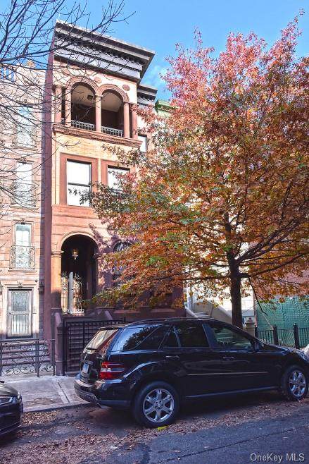 117 136th Street - Photo 1