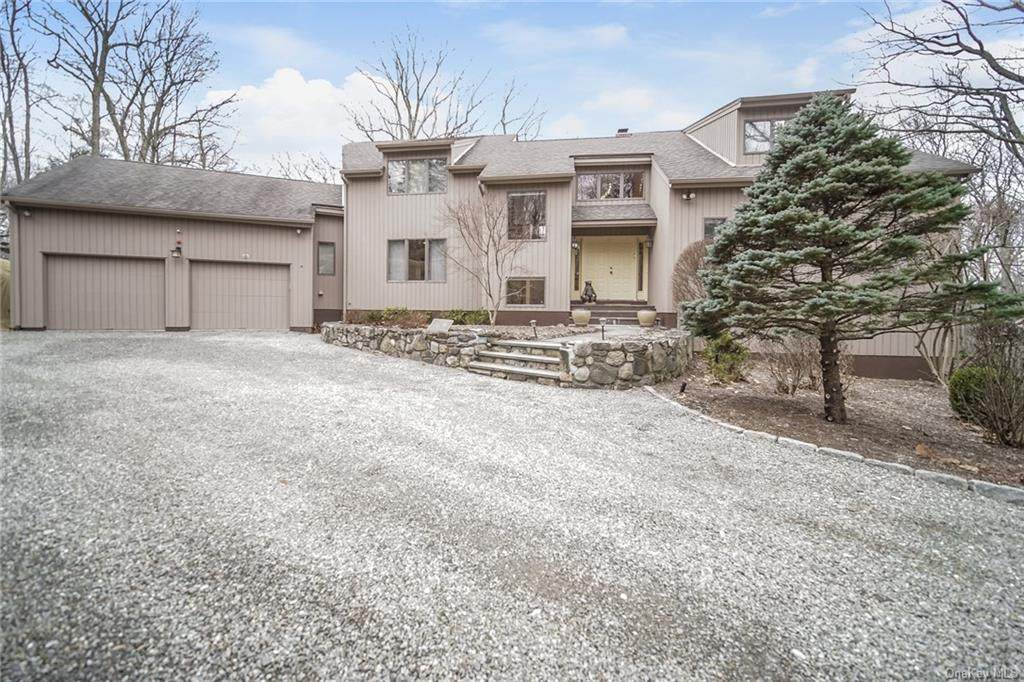 21 Reynolds Lane - Photo 1