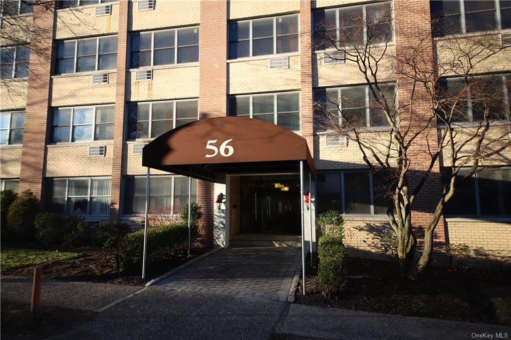 56 Doyer Avenue - Photo 1