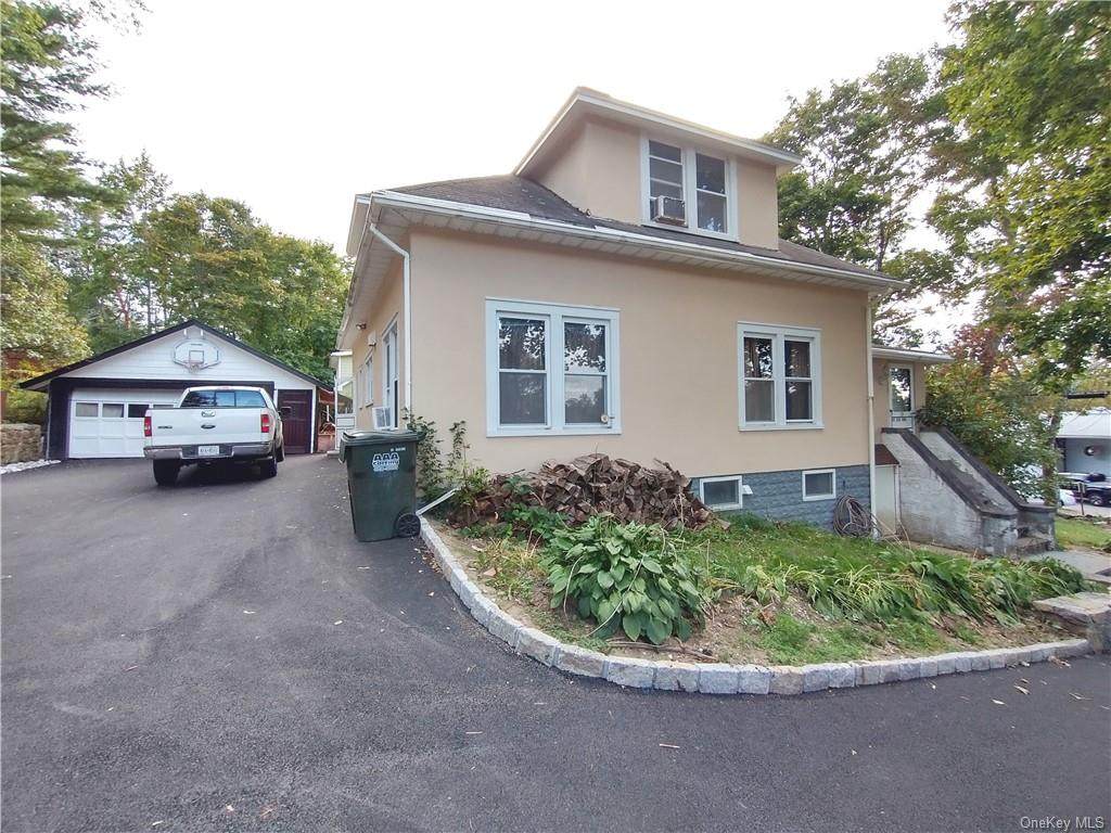 328 Buckshollow Road - Photo 1