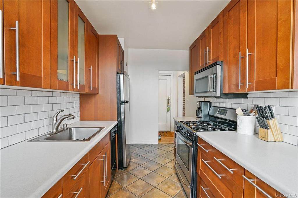 11 Alden Road - Photo 1