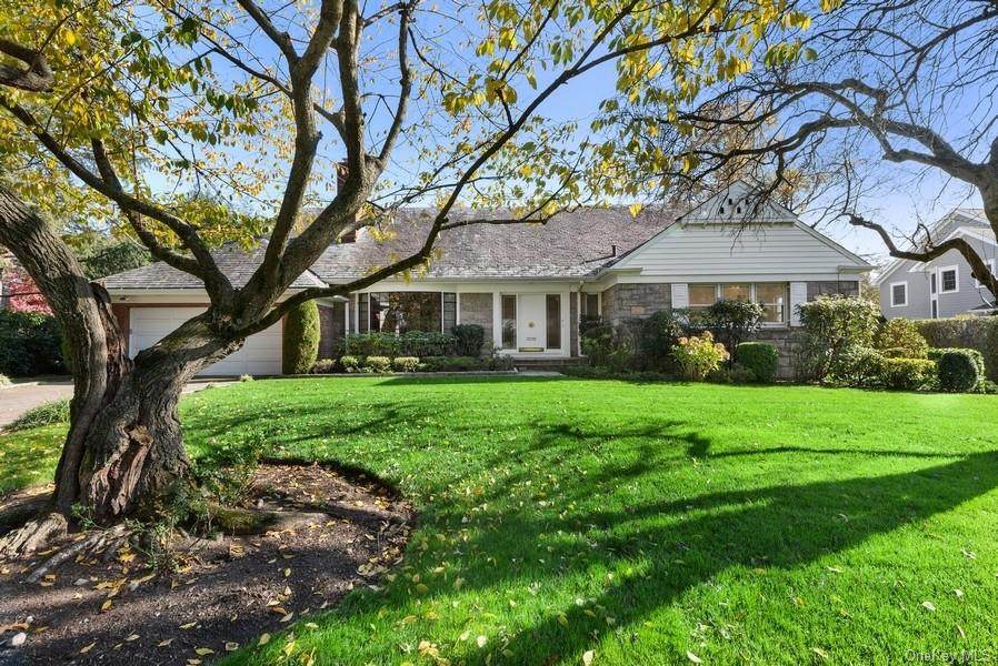 140 Overhill Road - Photo 1
