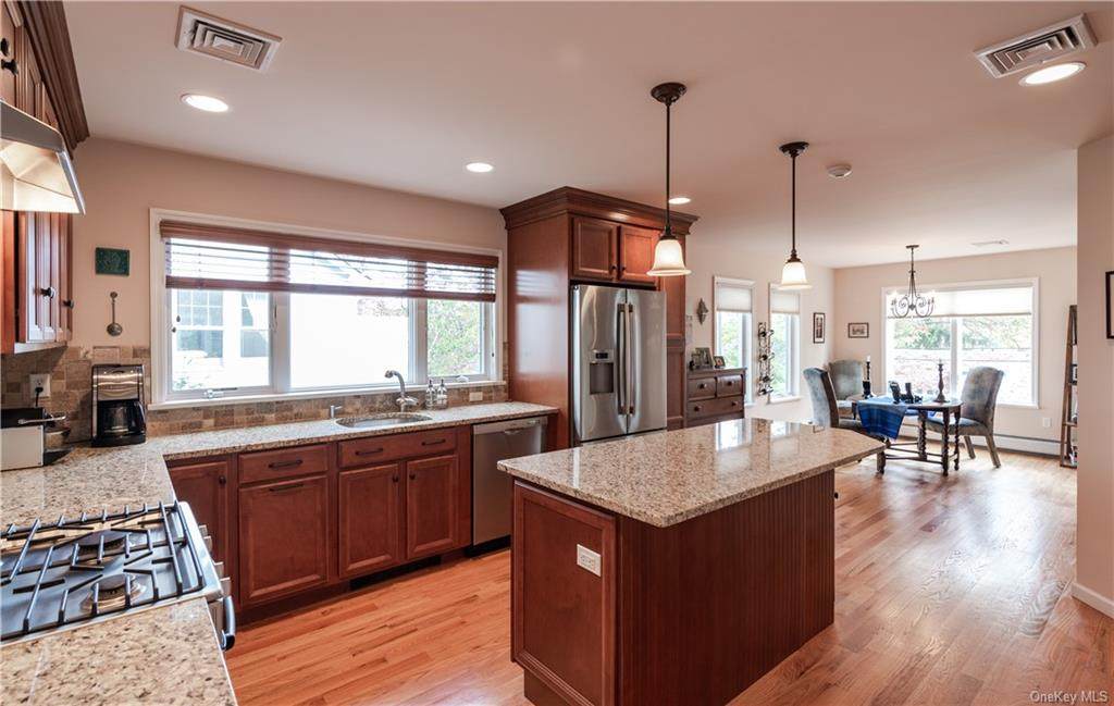 204 Highmount Avenue - Photo 1
