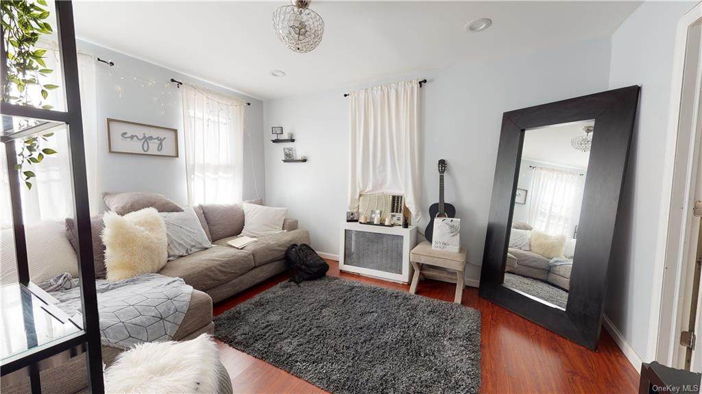 606 Van Nest Avenue - Photo 1