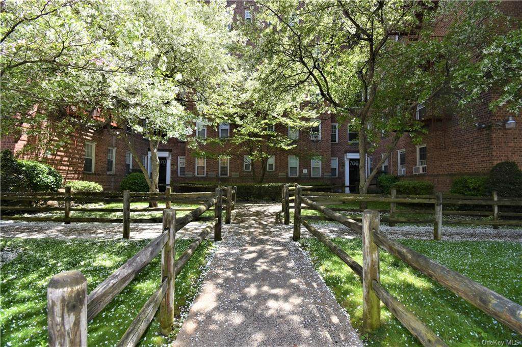 766 Bronx River Road - Photo 1