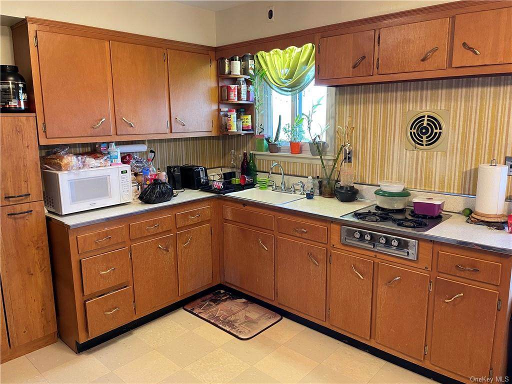 88 Hillside Avenue - Photo 1