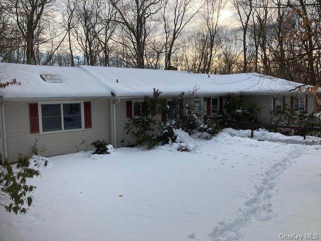 10 Laurie Lane - Photo 1