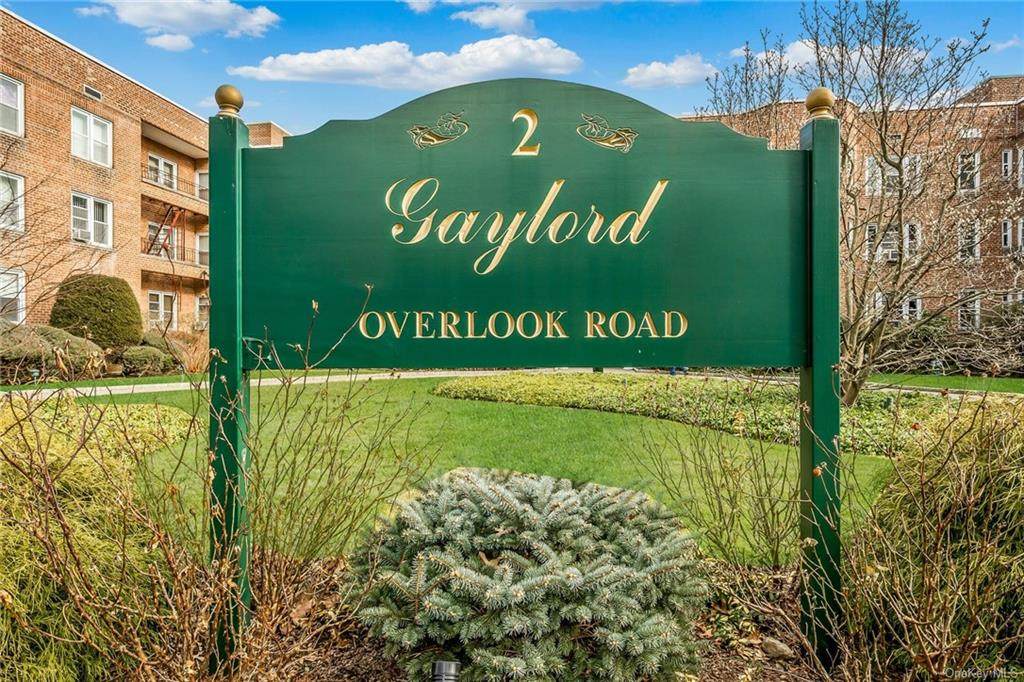 2 Overlook Road - Photo 1