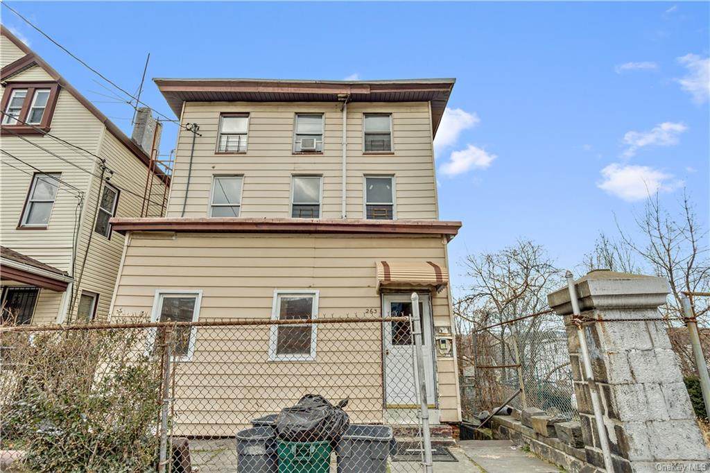 263 Warburton Avenue - Photo 1
