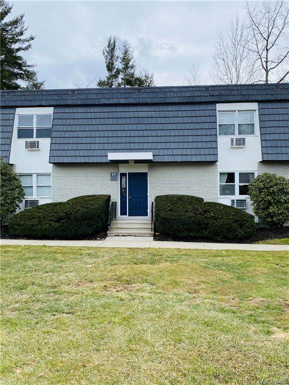 19 White Gate Drive - Photo 1