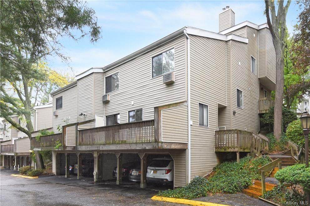 10 Hillside Terrace - Photo 1