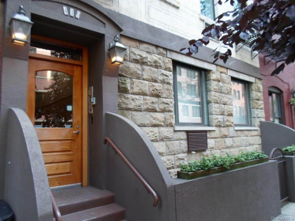 410 73rd Street - Photo 1