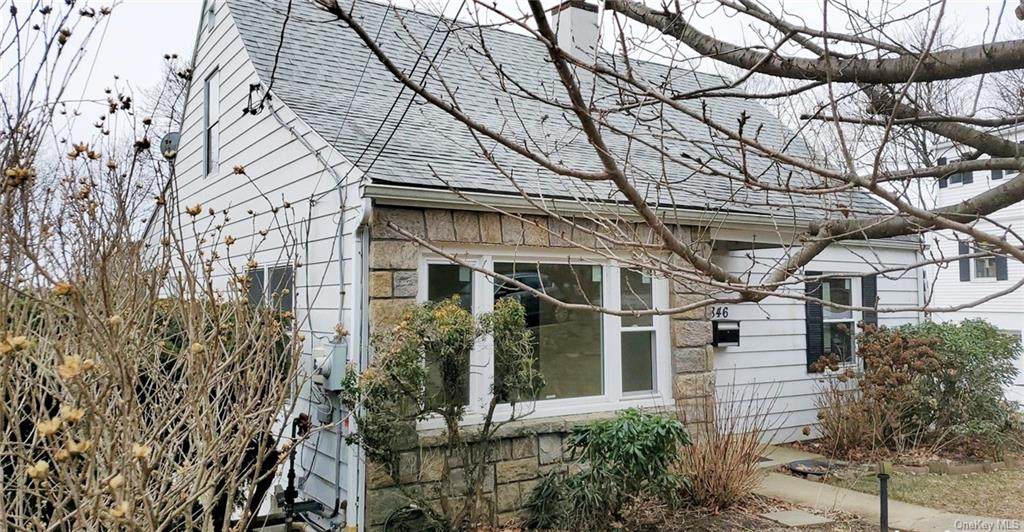 1846 Carhart Avenue - Photo 1
