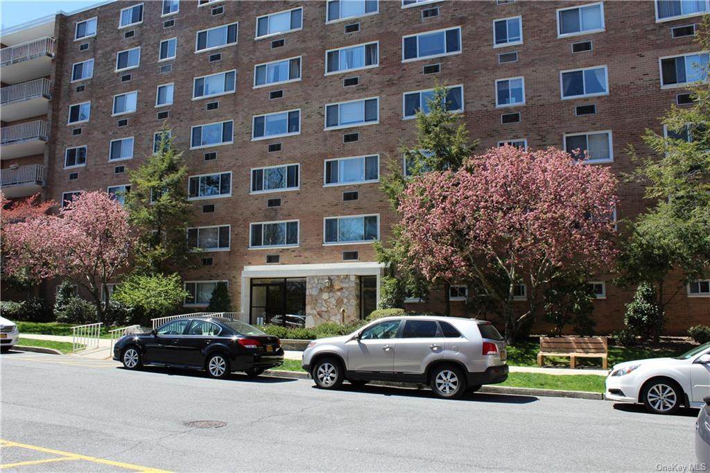 414 Benedict Avenue - Photo 1