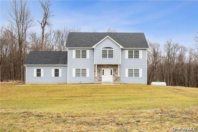 27 Van Wyck Court - Photo 1