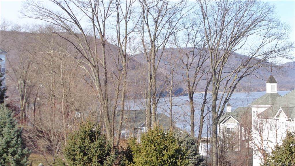 112 Highridge Court - Photo 1