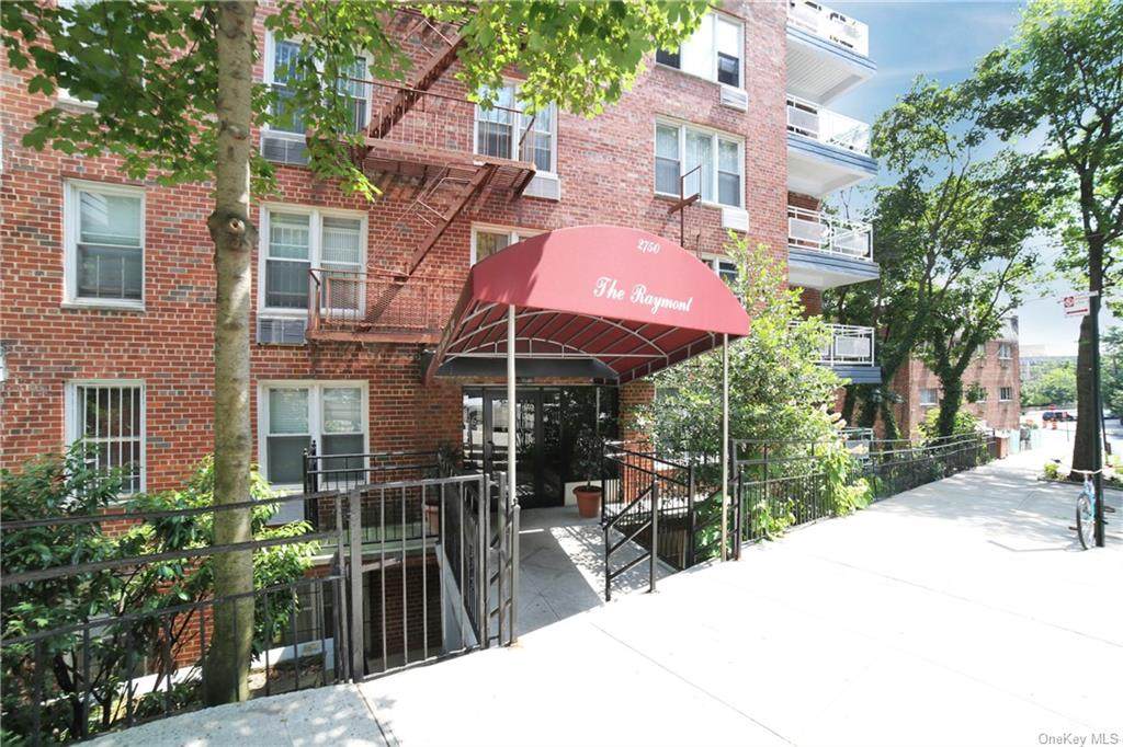 2750 Johnson Avenue - Photo 1