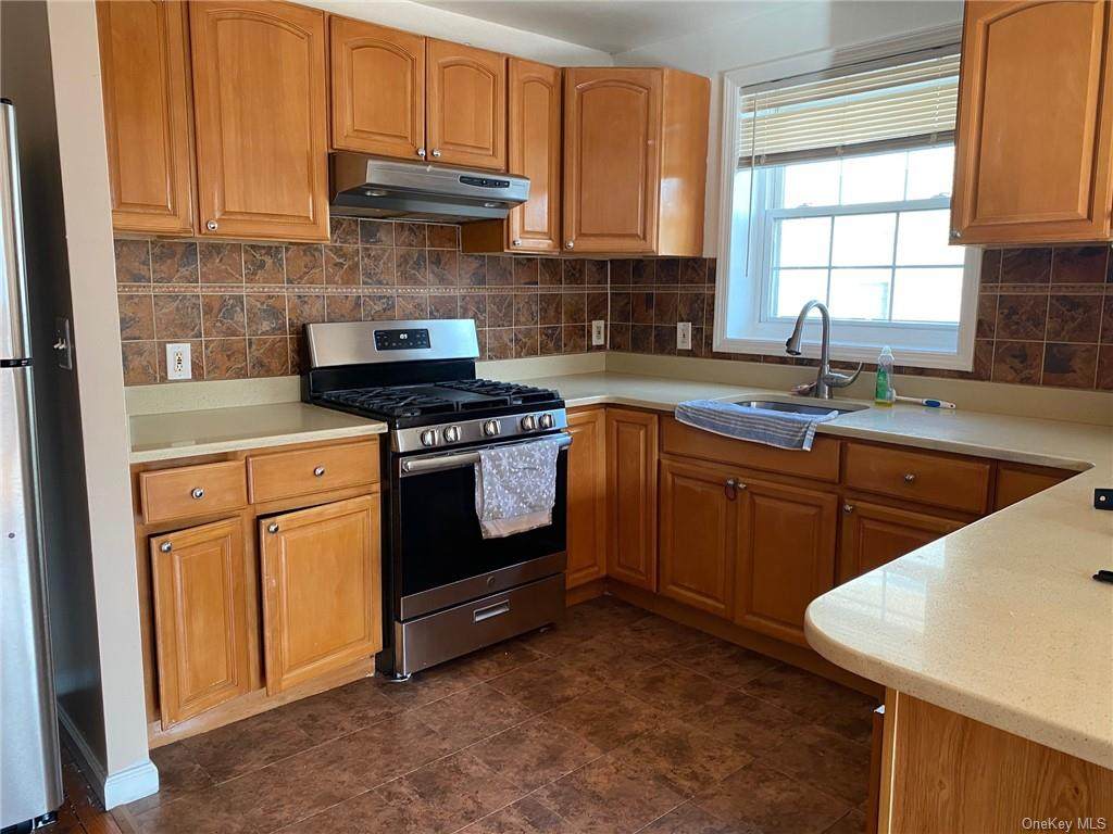 2229 Powell Avenue - Photo 1