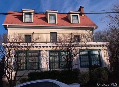 325 Highland Avenue - Photo 1