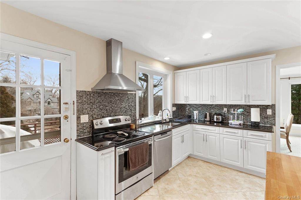 56 Rockledge Road - Photo 1
