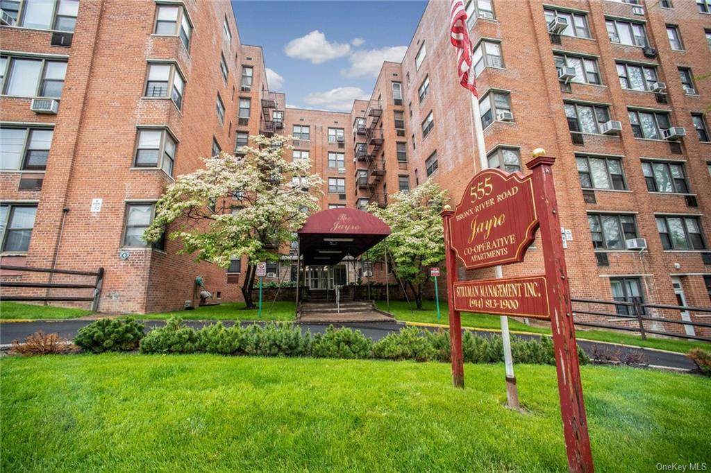 555 Bronx River Road - Photo 1