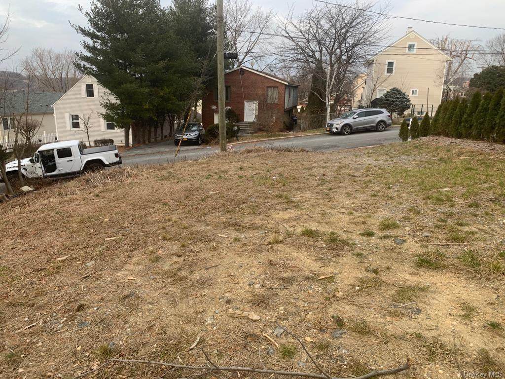 40 Vincent Street - Photo 1