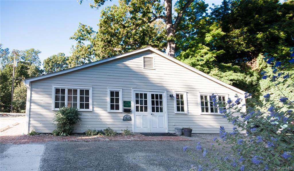6 Marion Avenue - Photo 1