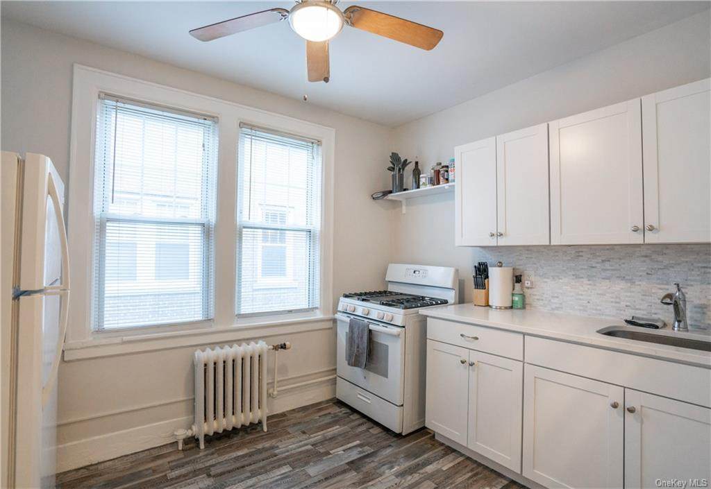 639 Summer Street - Photo 1
