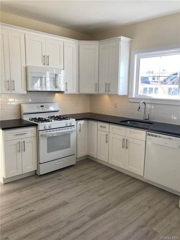 42 Washington Avenue - Photo 1