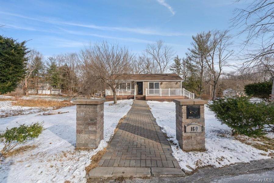 160 Ravencrest Road - Photo 1