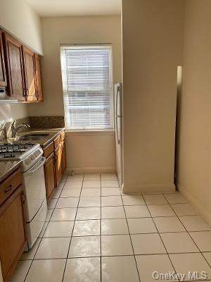 88 Lincoln Avenue - Photo 1