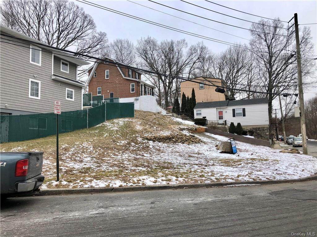 106 Touissant Avenue - Photo 1