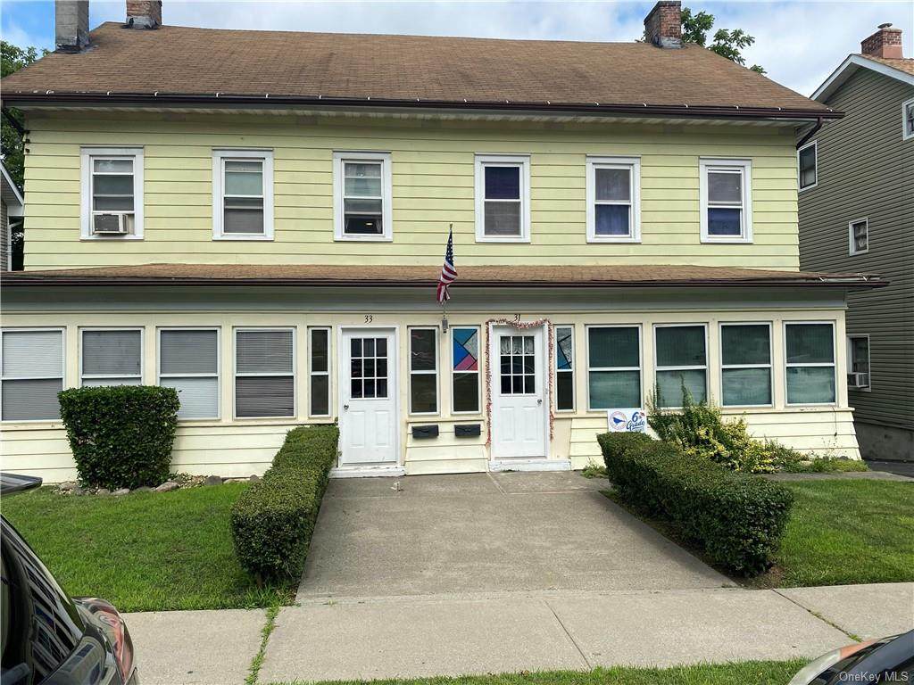 31-33 Clapp Avenue - Photo 1