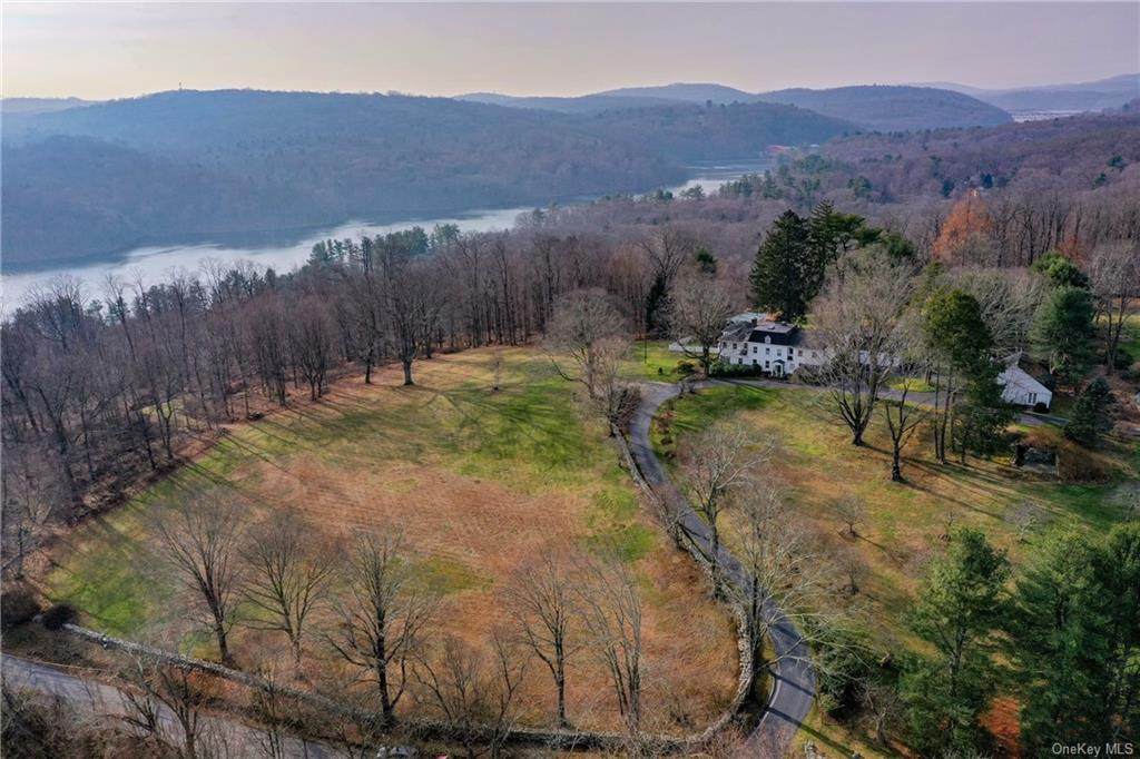 630 Birdsall Drive - Photo 1