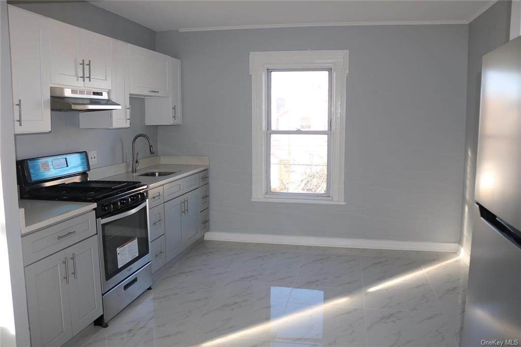 44 10th Avenue - Photo 1