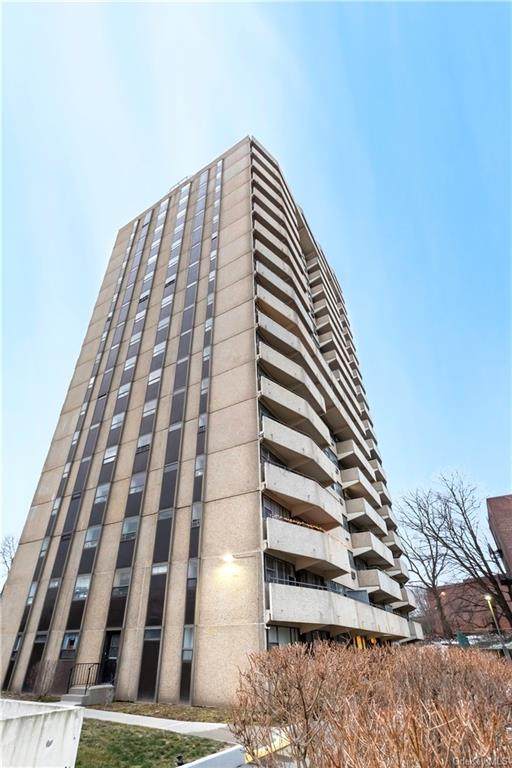 1523 Central Park - Photo 1