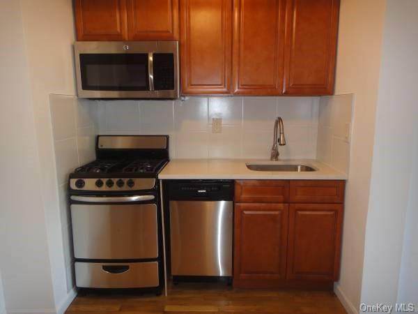 110 Fisher Avenue - Photo 1