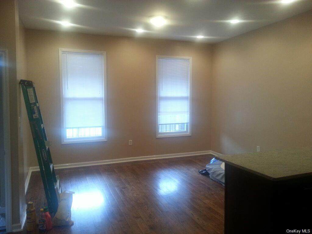 1337 Clay Avenue - Photo 1