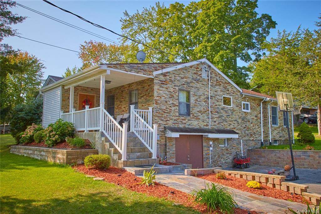 25 Hillcrest Drive - Photo 1