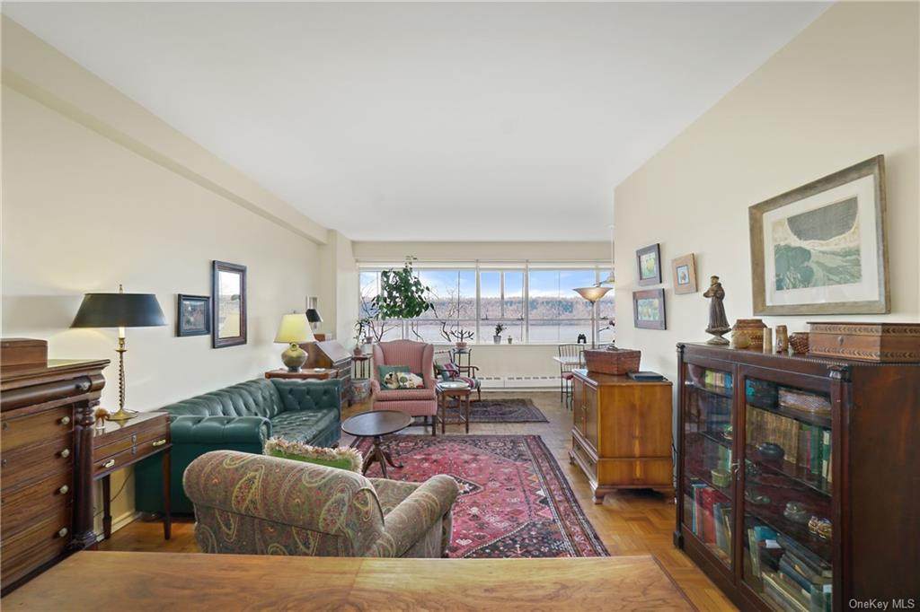 2727 Palisade Avenue - Photo 1