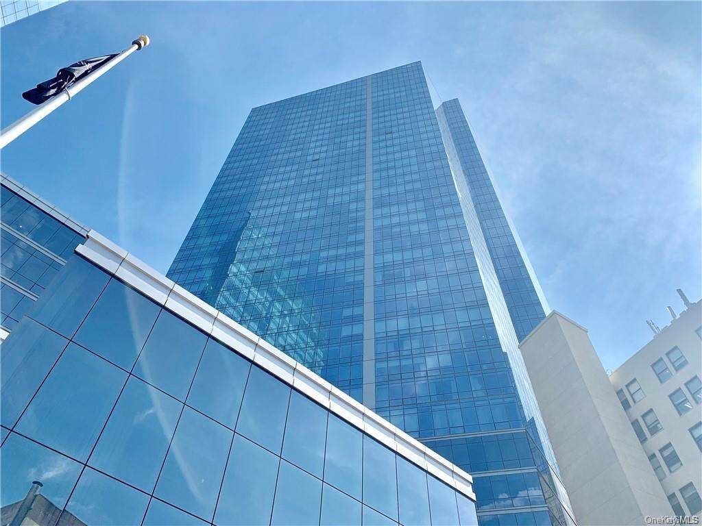 1 Renaissance Square - Photo 1