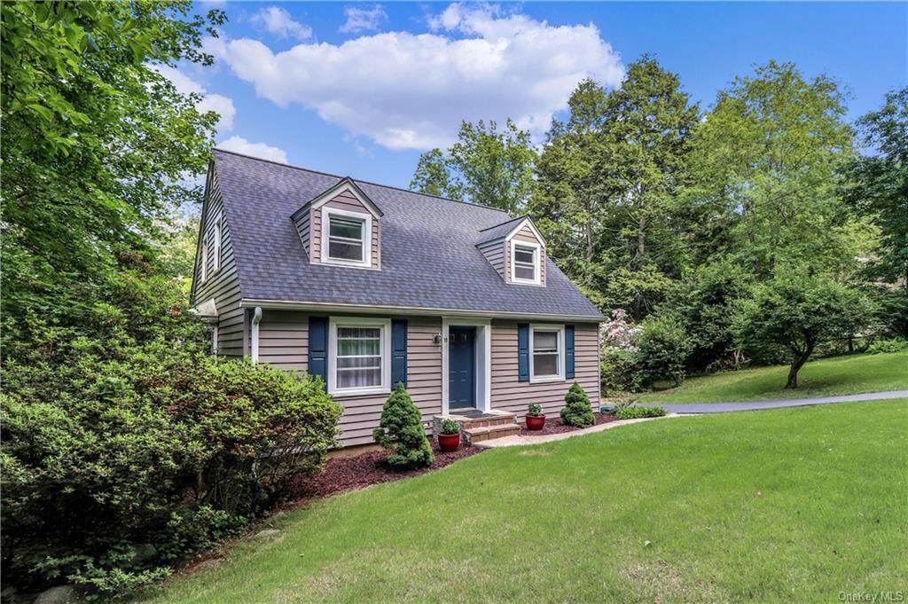 18 Fox Hill Road - Photo 1