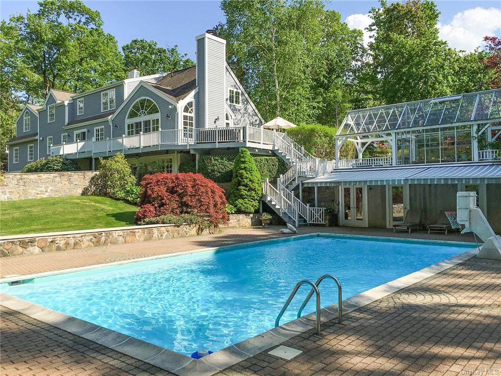 19 Leroy Road - Photo 1